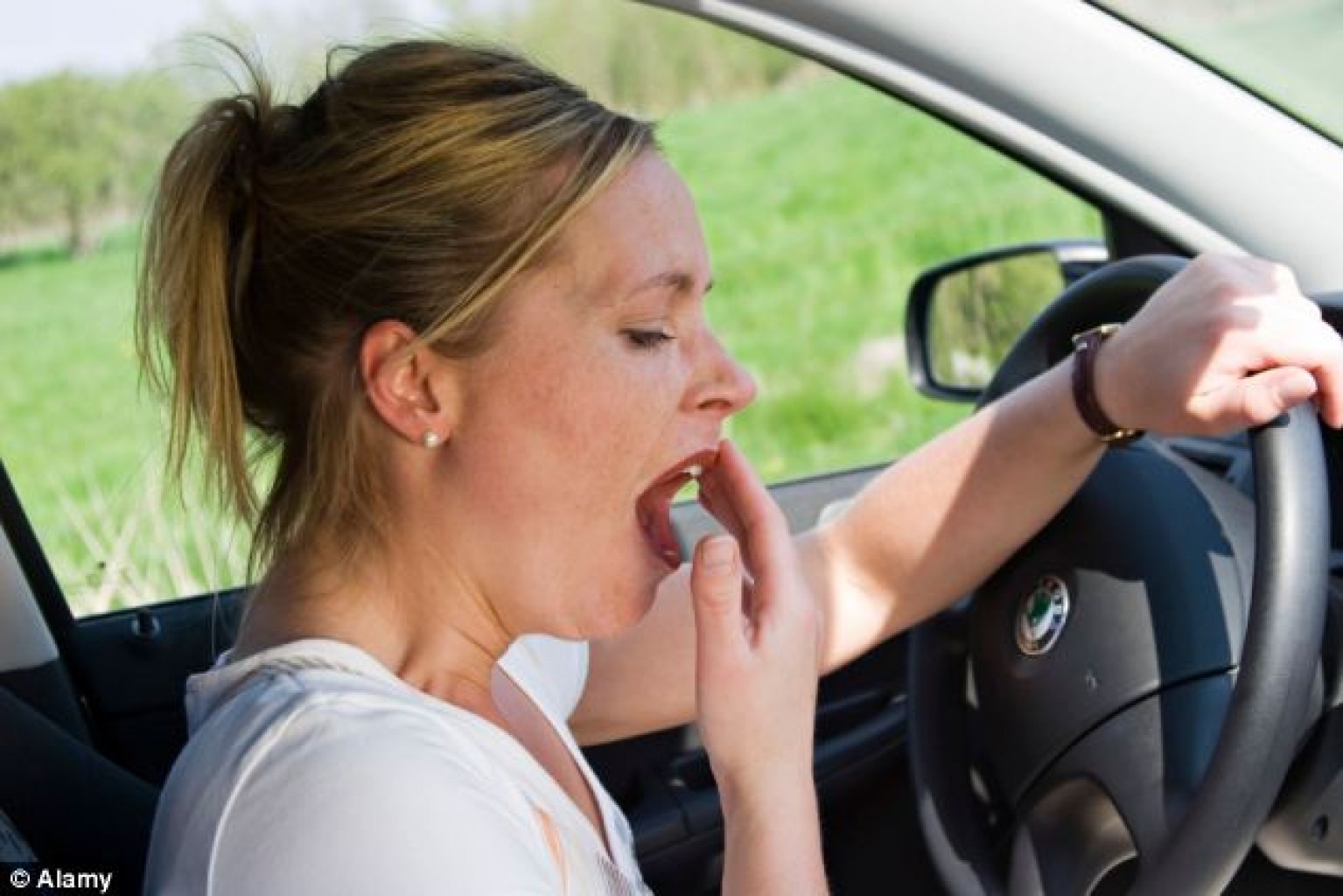 Porque la conducción soñolienta es una de  las mas peligrosas de los conductores