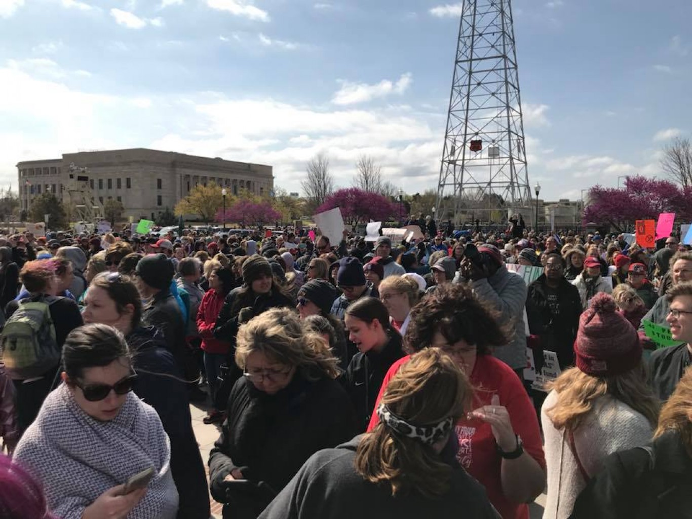 Oklahoma debe  Participar en la Educación