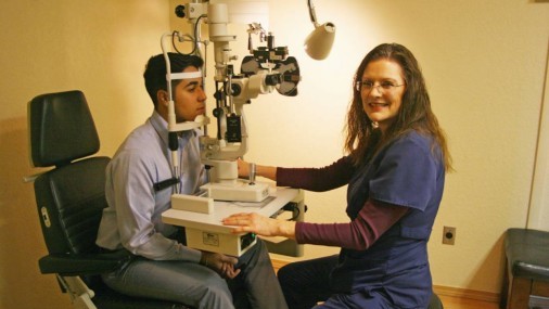 USTED Y EL CUIDADO DE SUS OJOS