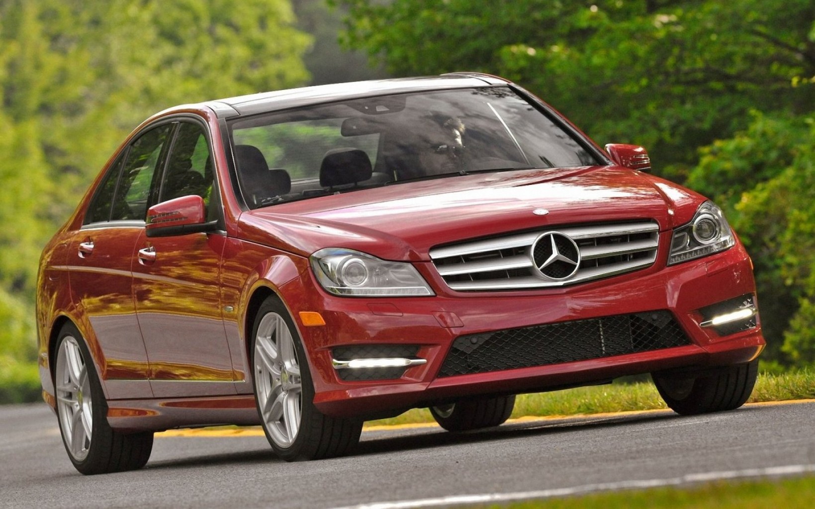 Cuáles son los vehículos con más retiros y revisiones problemáticos