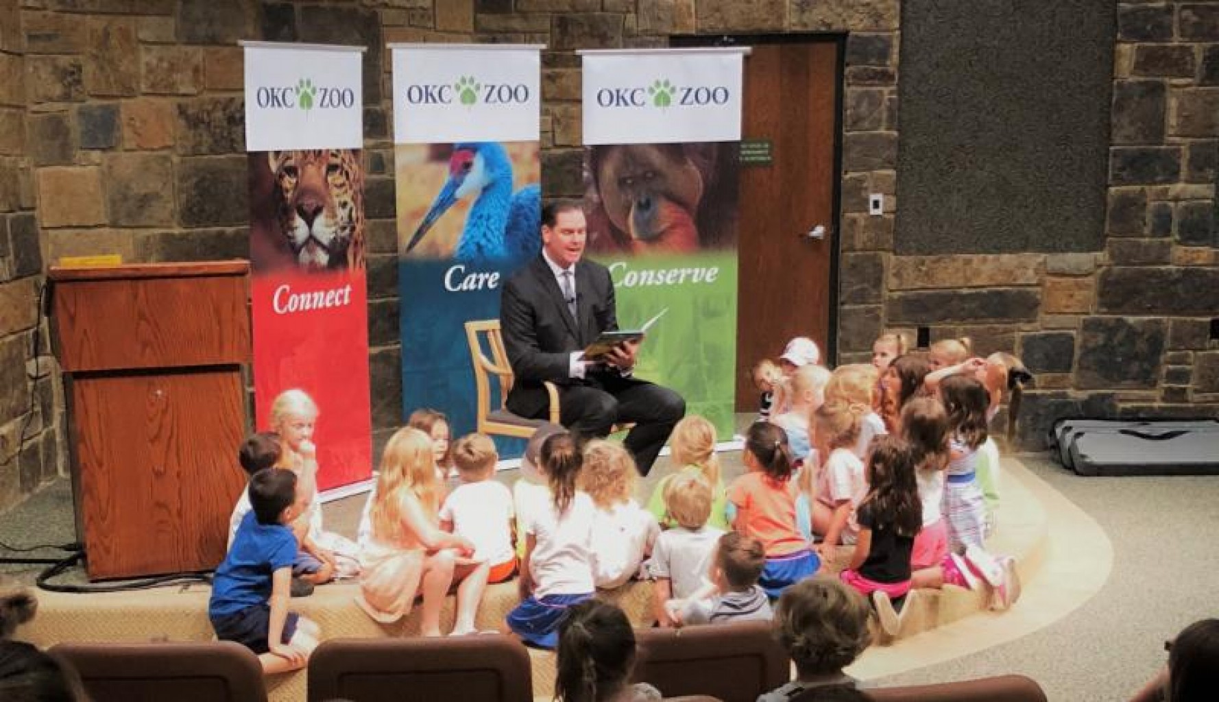 ¡Ingresa al juego este verano leyendo 20 minutos al día!