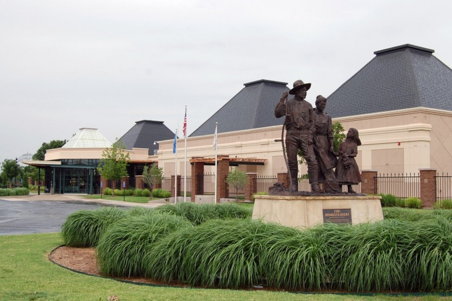 Cherokee Strip Regional Heritage Center to Host Lantern Tours