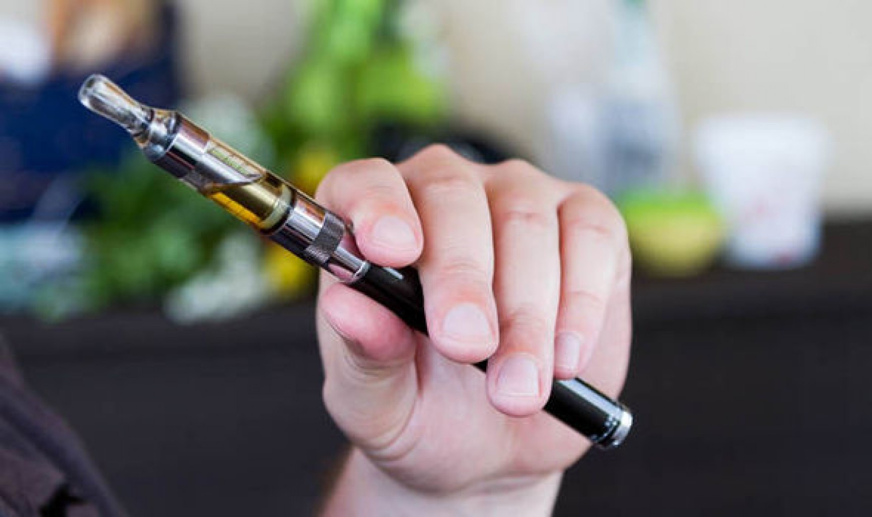 Vancuren Asegura el paso de la ley para prohibir el uso de “E-cigarette” en propiedad escolar