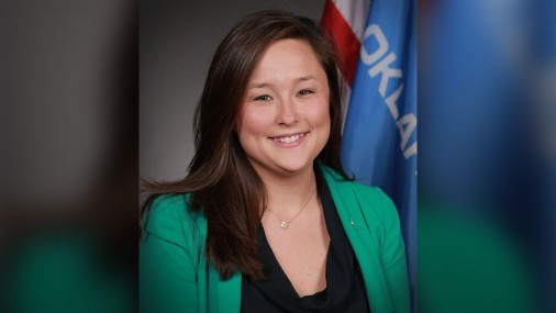 Legislación para regular las prácticas de 'terapia de paso' firmada en ley