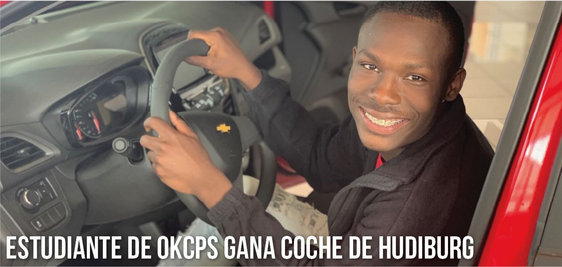 Estudiante de OKCPS gana coche de Hudiburg