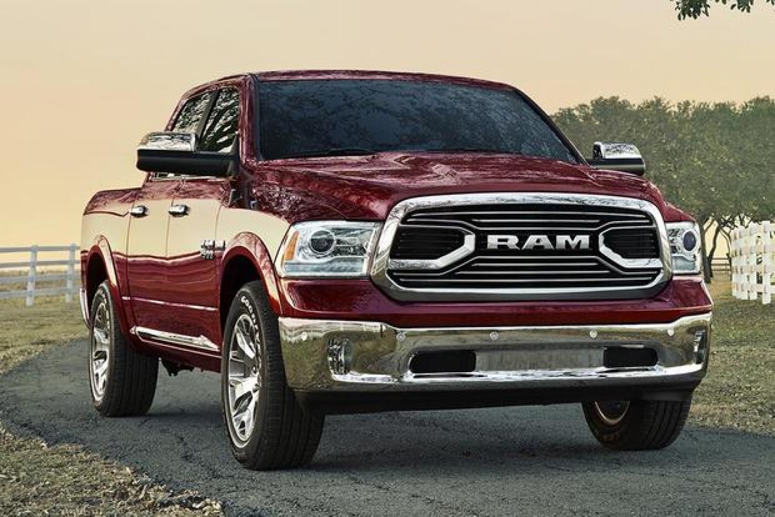 Fiat Chrysler debe retirar más de 600,000 minivans y camionetas del mercado