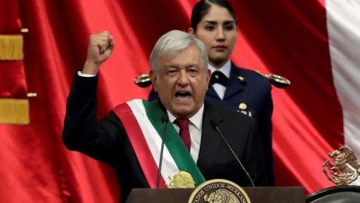 Presidente mexicano promete frenar la violencia y la Corrupción