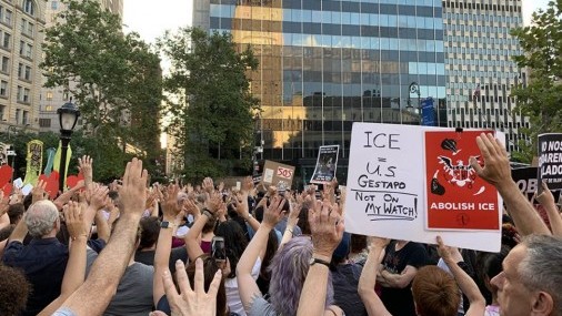 Juez ordena no más retrasos excesivos de USCIS & ICE