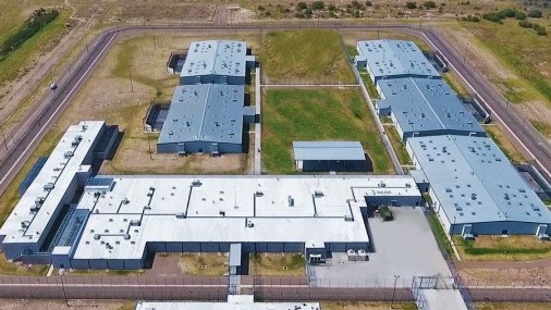 EEUU abrirá corte en carpa para solicitantes de asilo