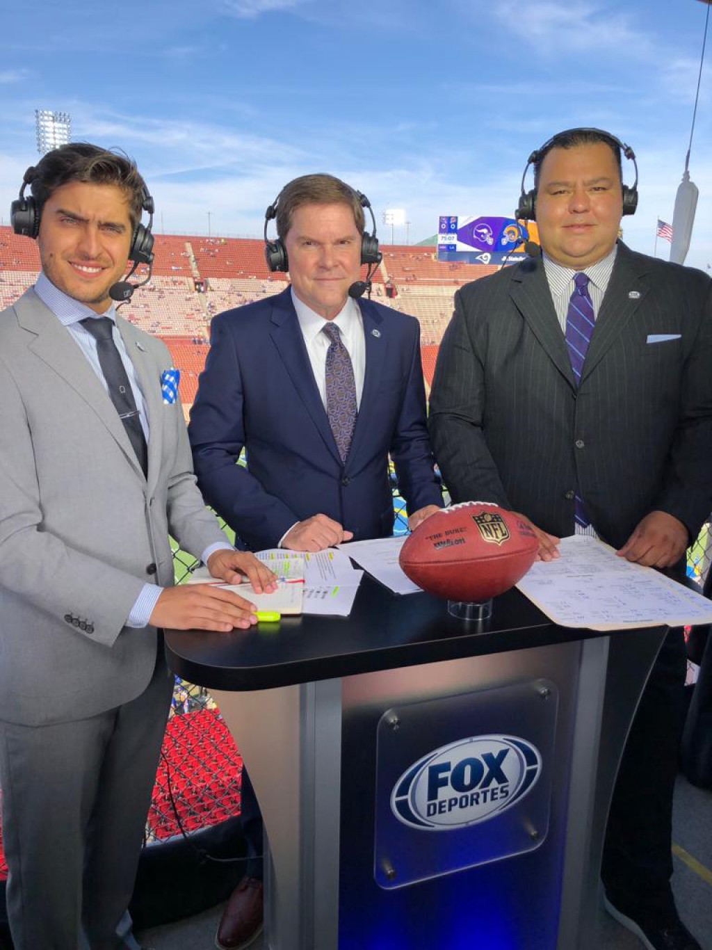 FOX DEPORTES  CELEBRA LOS 100 AN?OS DE LA NFL Y SU TRANSMISIO?N 