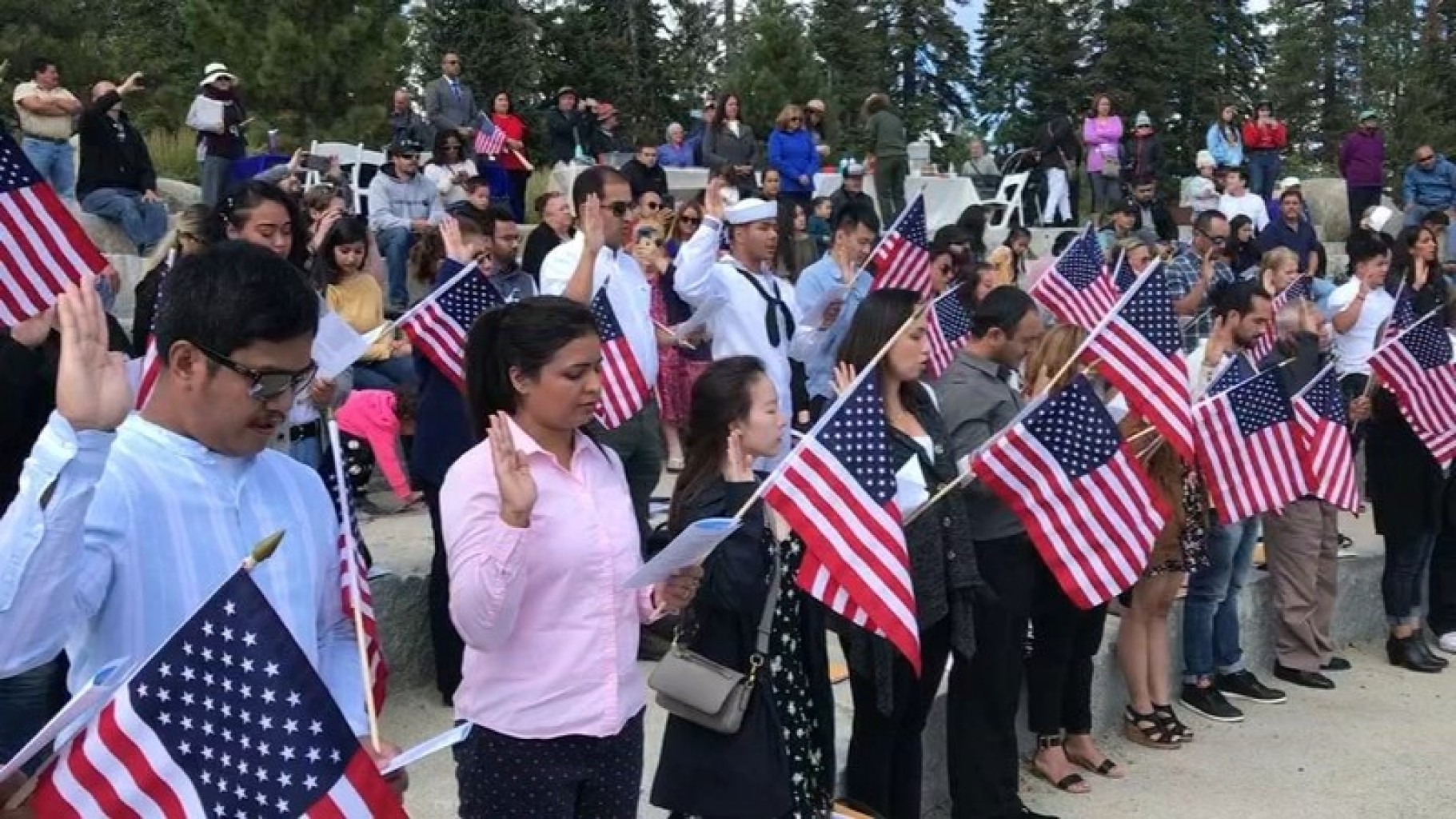 Servicio de Inmigración Amplia Guía para la Ciudadanía