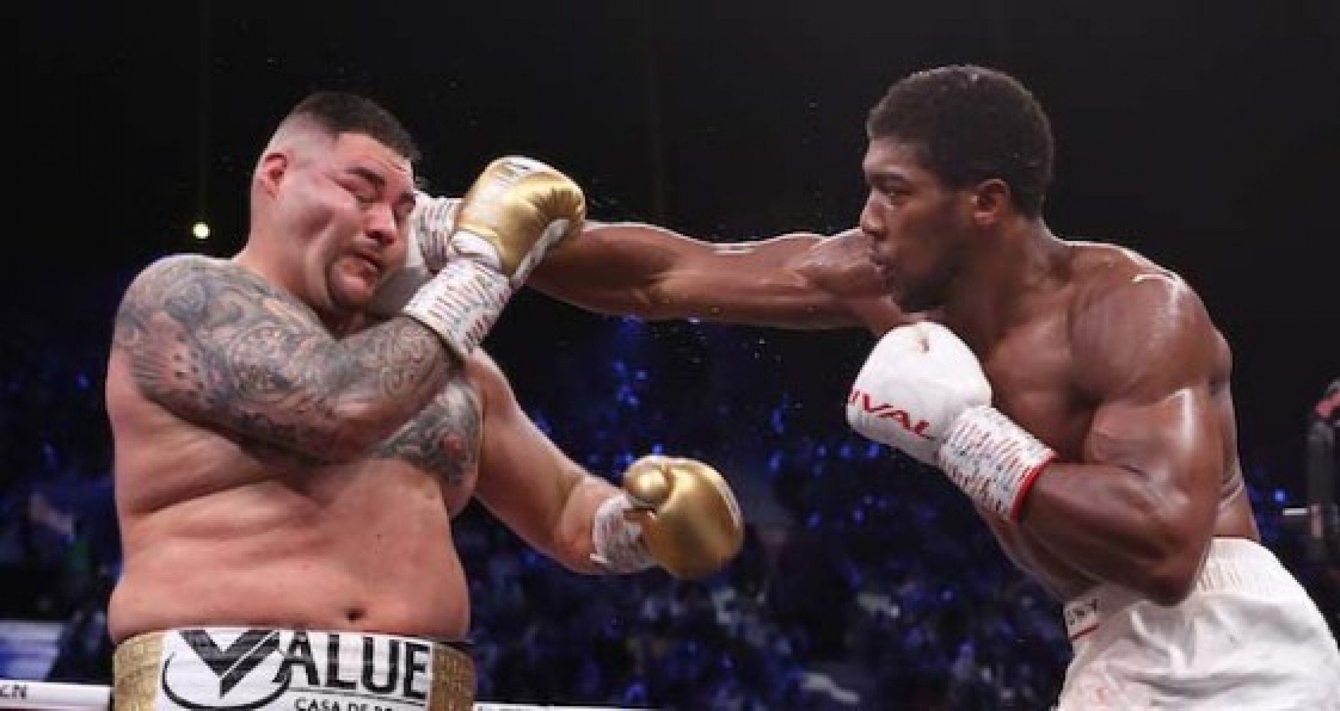 Joshua vence a Ruiz, reclama títulos de peso completo