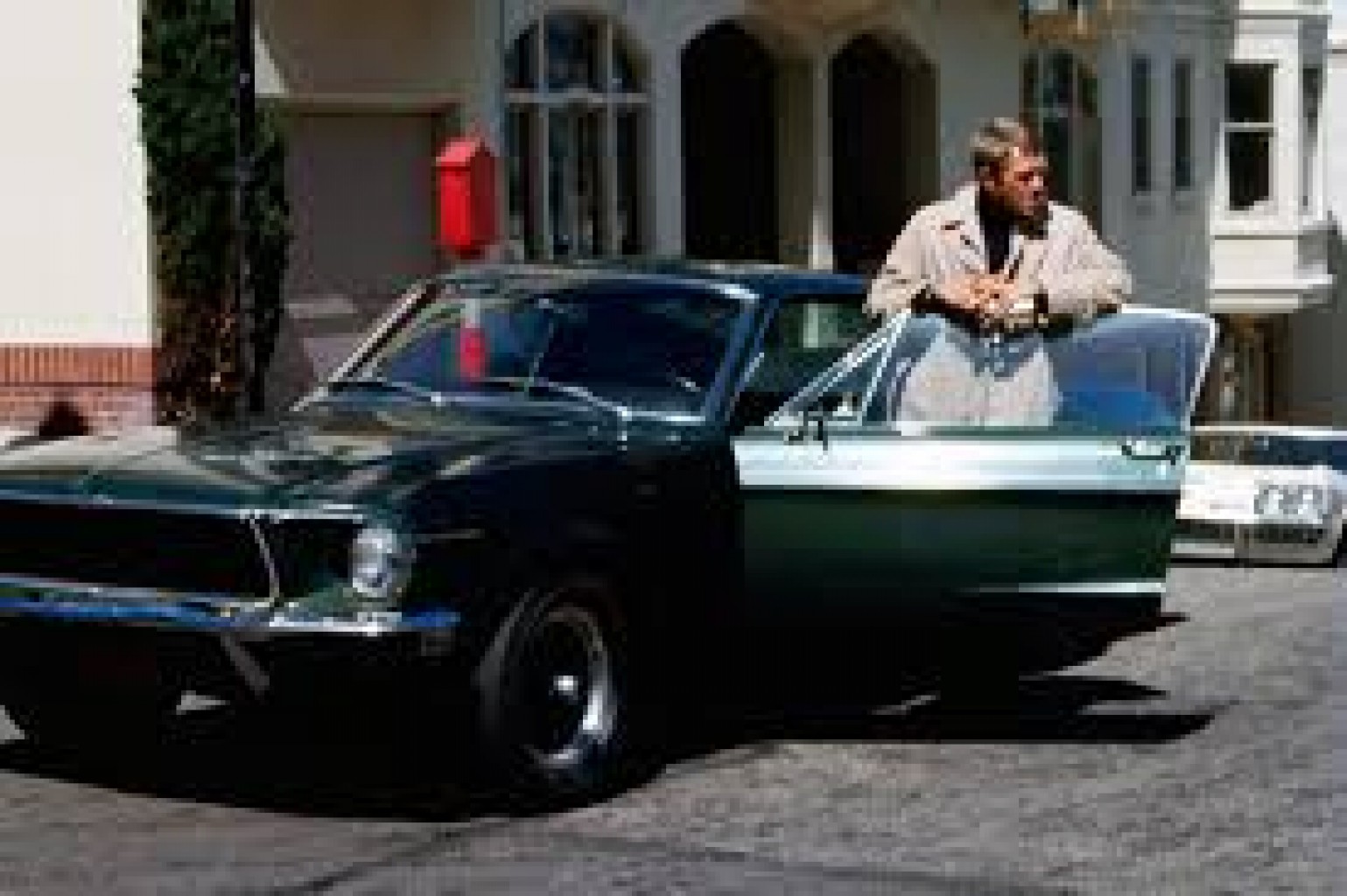 El Mustang 1968 de la película "Bullitt" se vendió en un precio récord