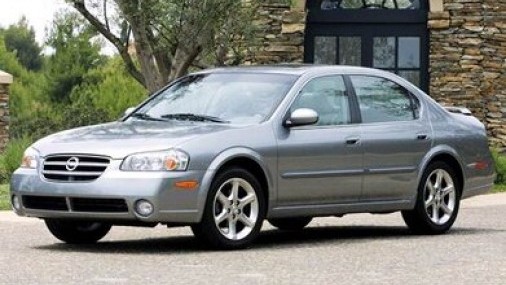 Nissan está retirando más de 300,000 vehículos en los Estados Unidos