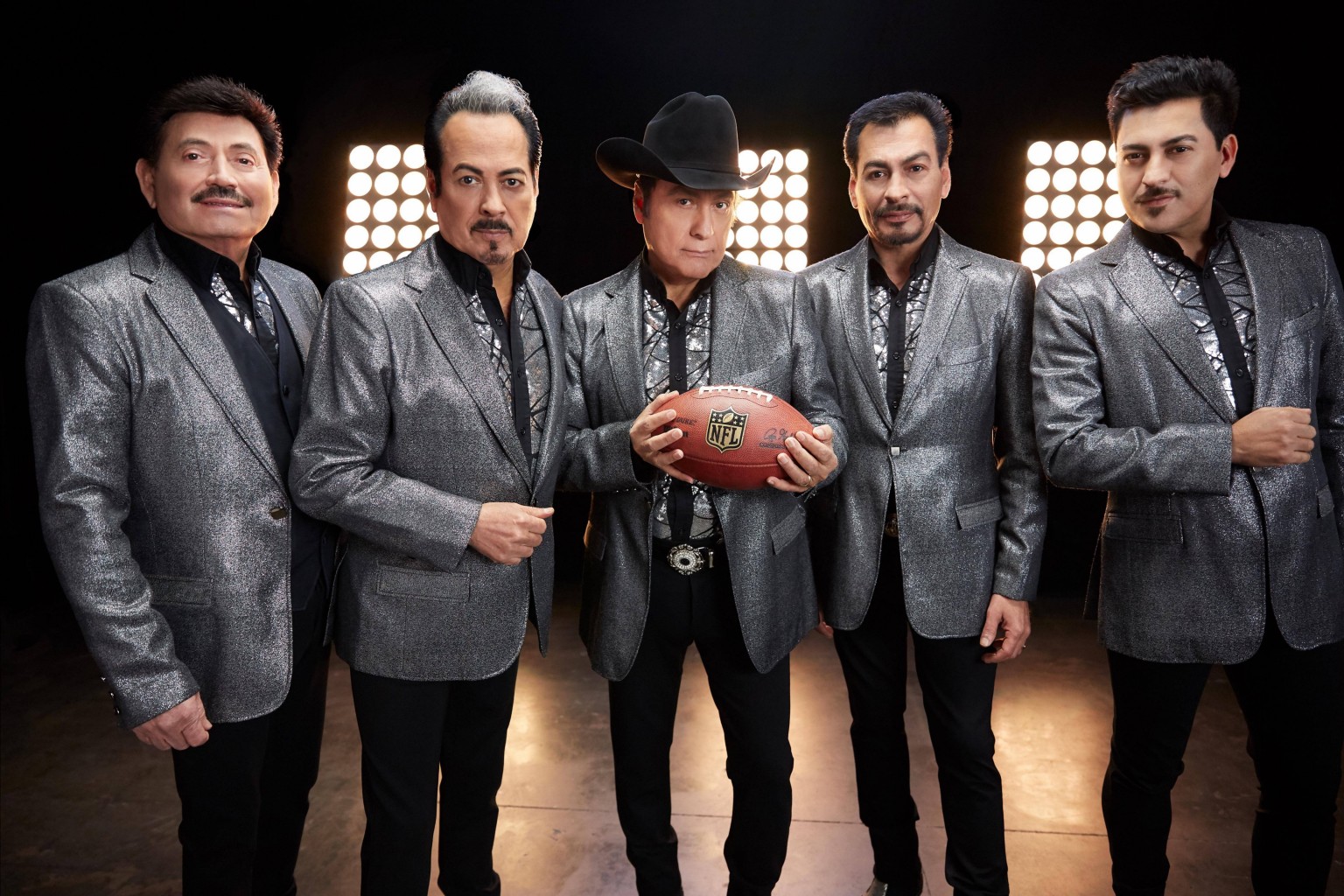 Los Tigres del Norte Se Unen A Super Bowl LIV
