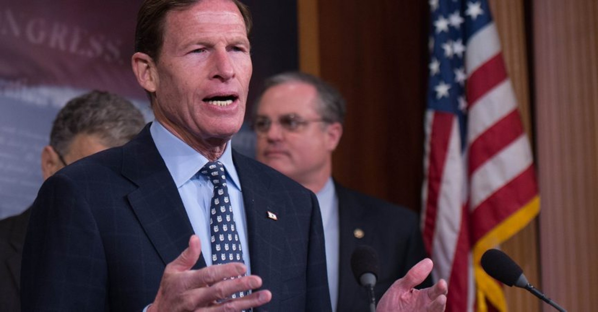 Presentan Ley de Seguridad de Paycheck  para mantener a millones de trabajadores en nóminas durante la pandemia