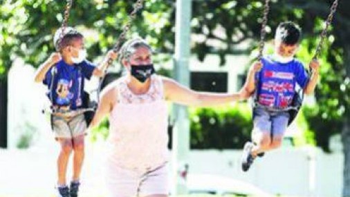 EEUU abrumado por peor brote de virus en el mundo