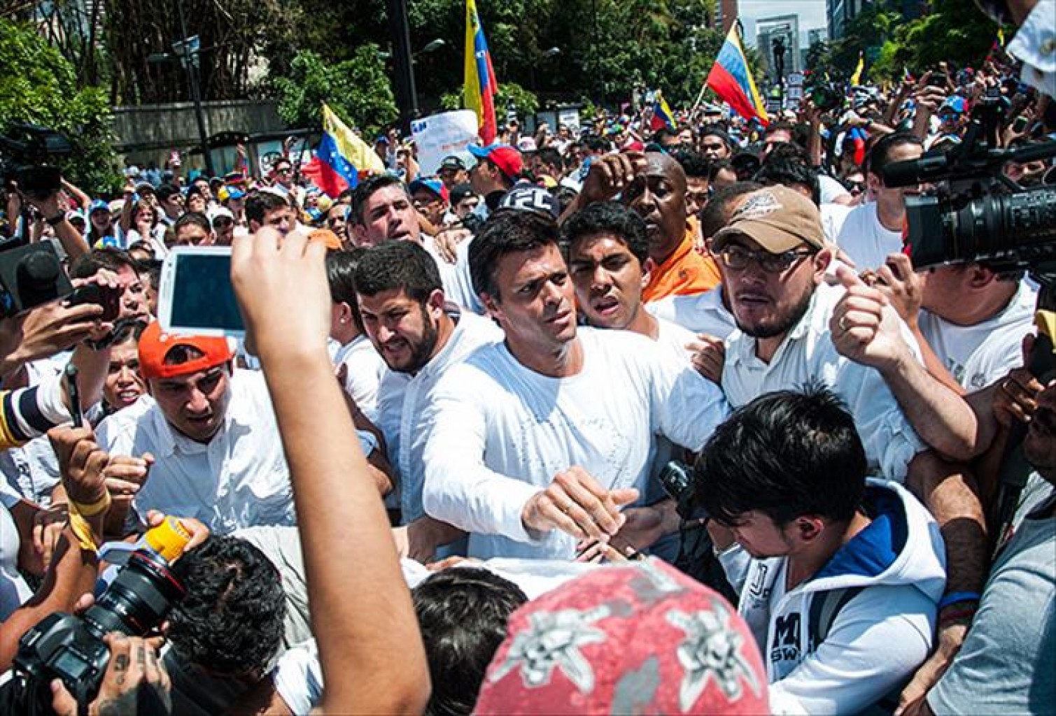 Insisten al Presidente Trump que Otorgue TPS a Venezolanos