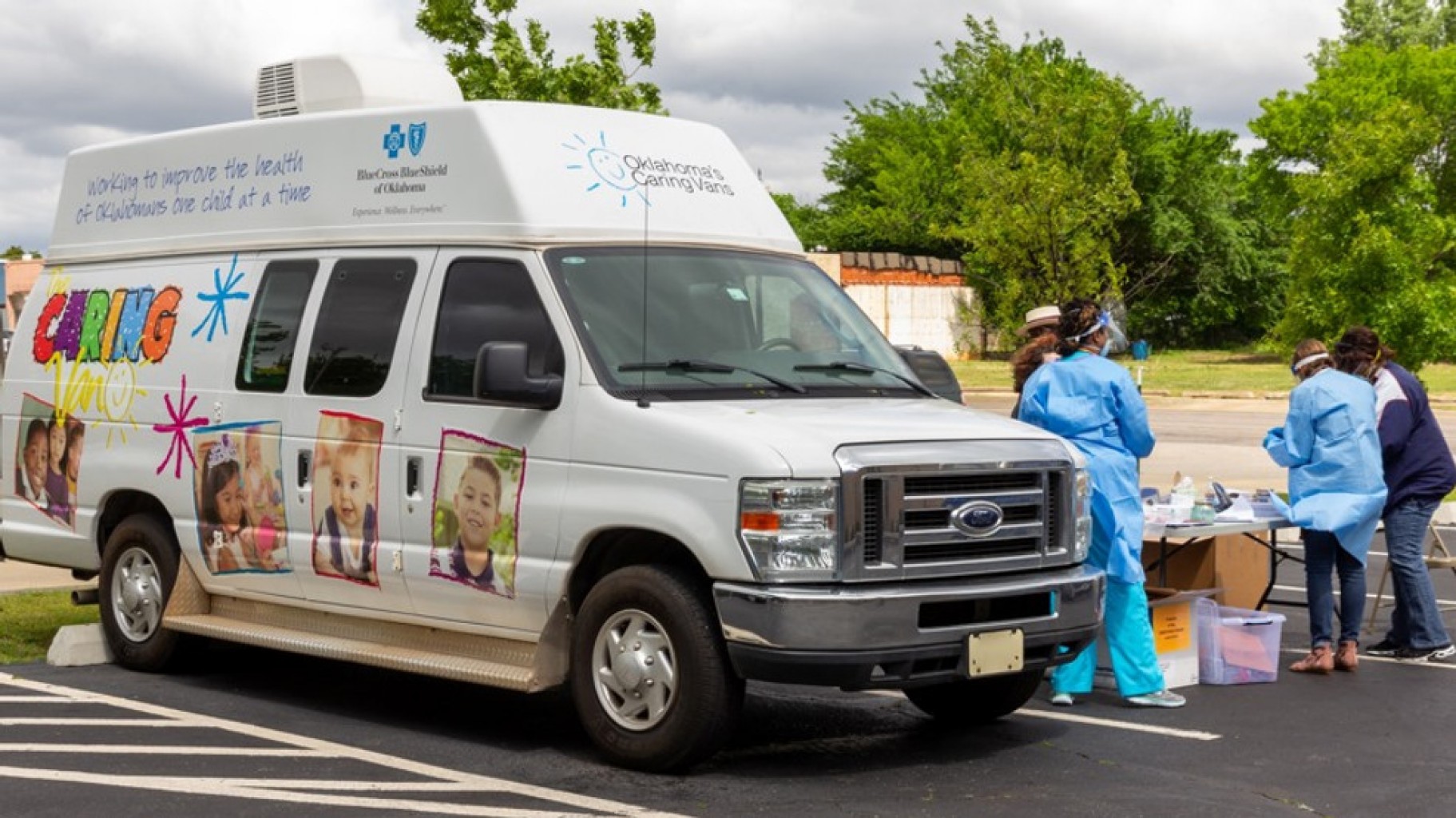 Las clínicas móviles Oklahoma Caring Vans Reanudan Programa de Vacunas 