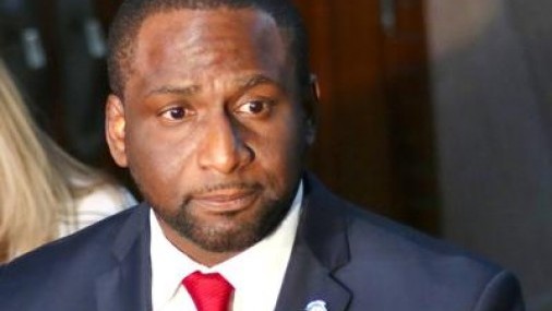 Lowe anuncia Coalición de Líderes Comunitarios para ayudar a Oklahomans a enfrentar el desalojo