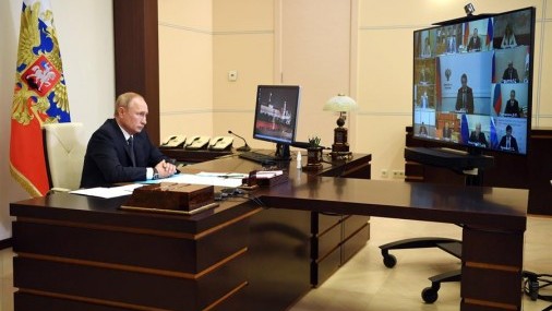Putin: Rusia ha registrado la primera vacuna contra la COVID-19 en el mundo