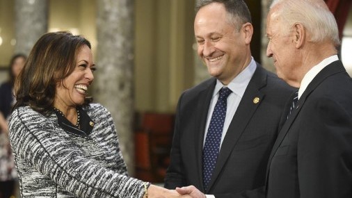 Harris aporta dólares, entusiasmo y algo más a la campaña de Biden