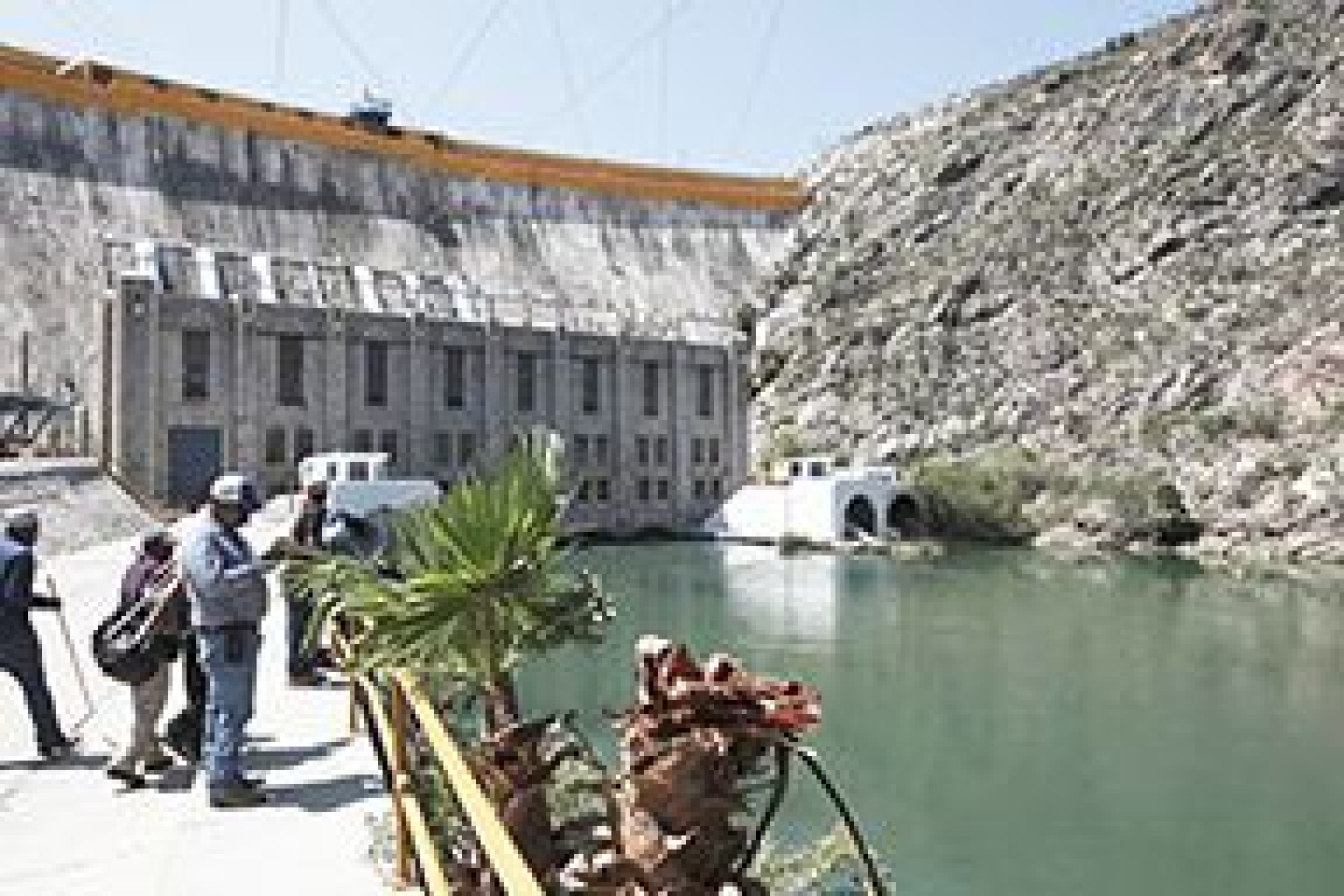 Crece tensión por ocupación de presa en el norte de México