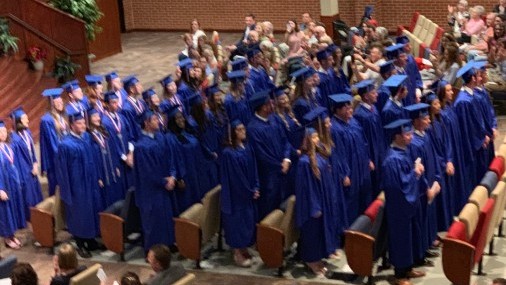 PROGRAMA DE BECAS BUSCA A LOS MEJORES VOLUNTARIOS JUVENILES DE OKLAHOMA