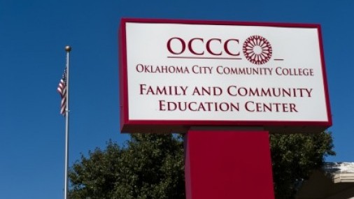 OCCC BOARD OF REGENTS & TRUSTEES ACEPTA LA JUBILACIÓN TEMPRANA DEL PRESIDENTE