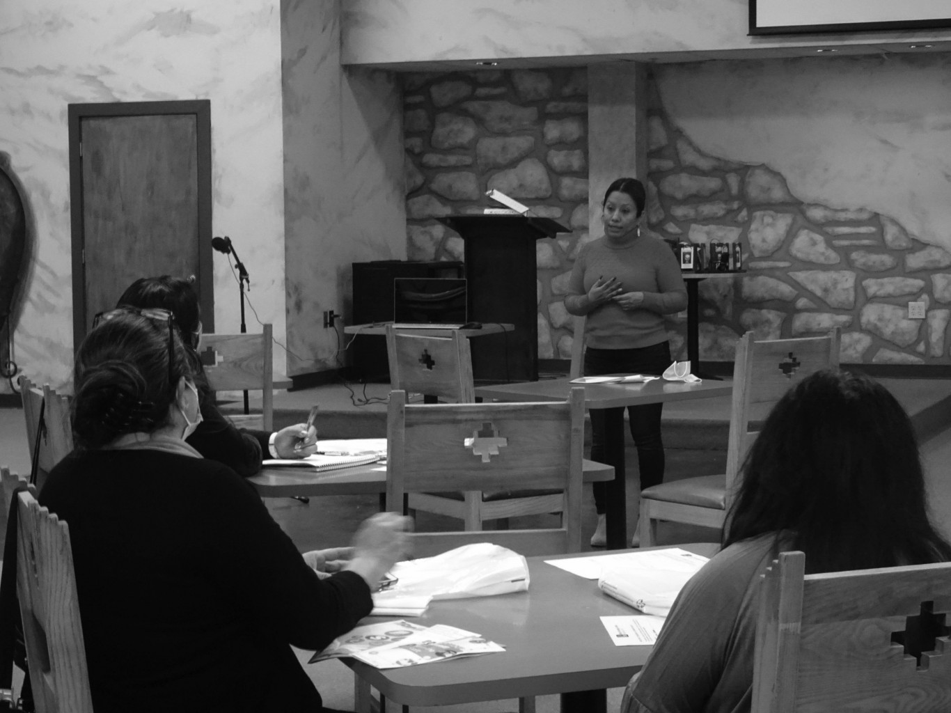 4 sencillos pasos para que puedas ahorrar $100 dólares al mes