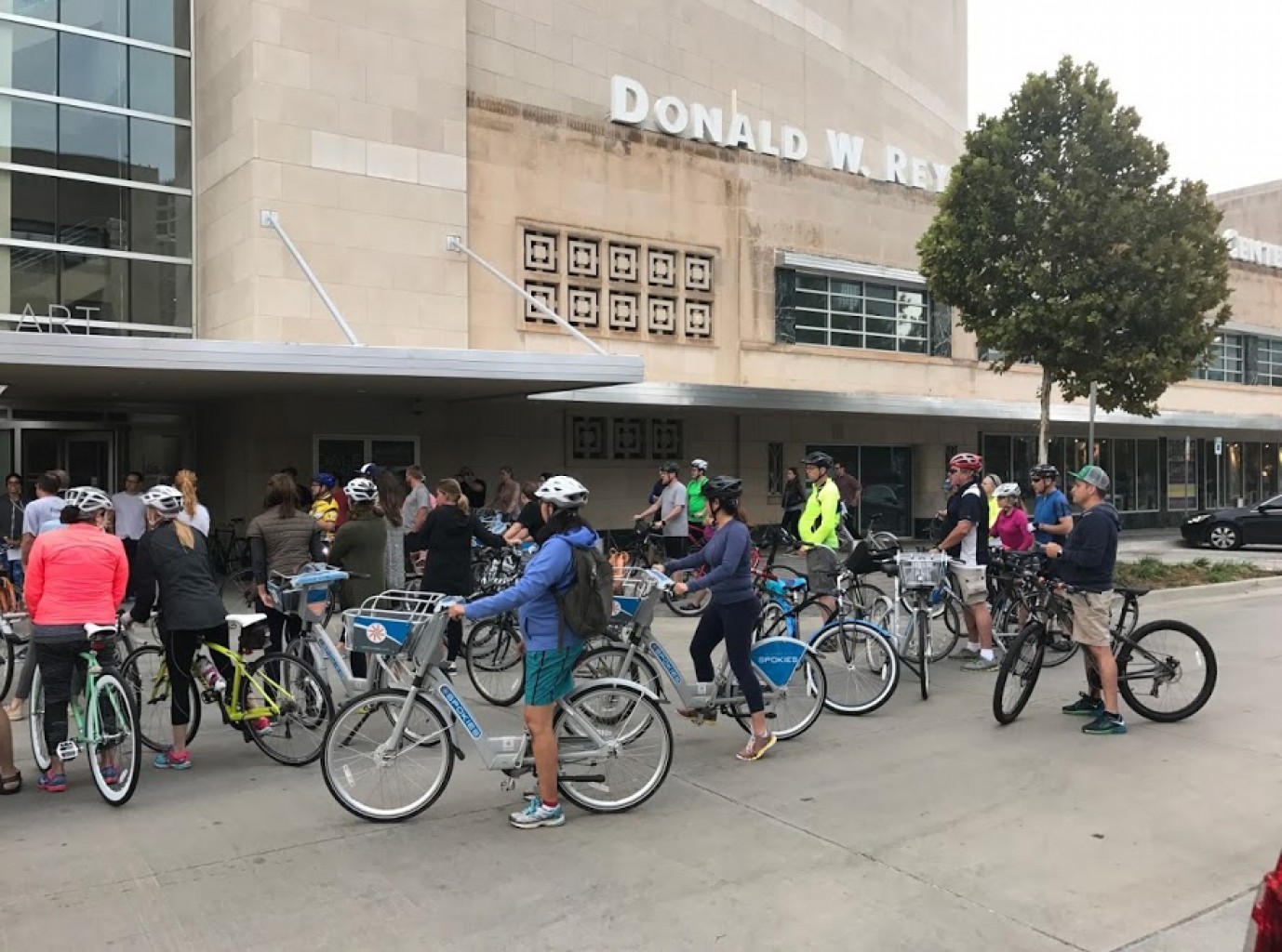 CICLISMO EN EL CENTRO DE LA CIUDAD 