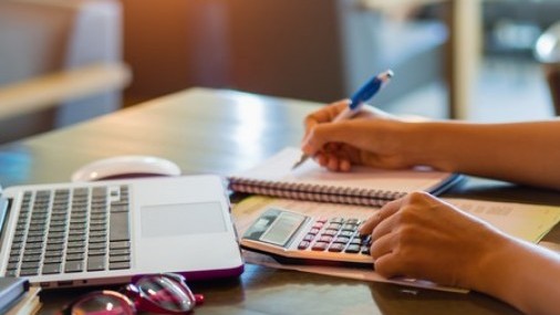 Chocolates, rosas y flujo de efectivo