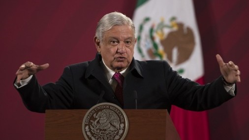 El presidente de México dice que dio  positivo por COVID-19