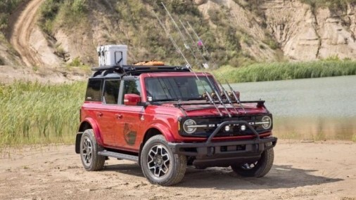 Ford  Motor Company está emitiendo dos retiros de seguridad en Norteamérica