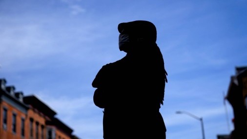 Migrantes víctimas de delitos esperan agilizar proceso bajo Biden