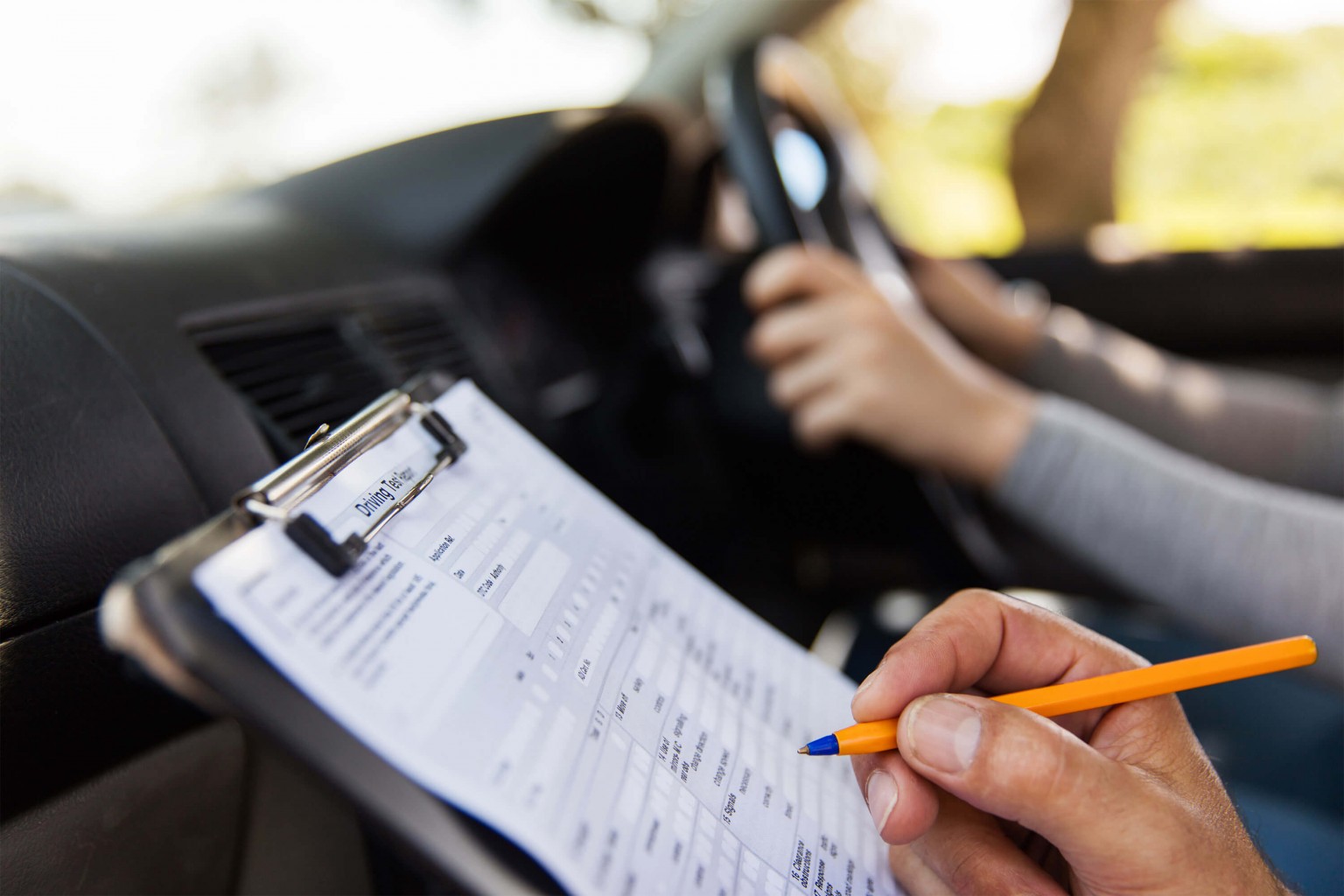 Examen escrito de licencia de conducir ofrecido en Metro Tech
