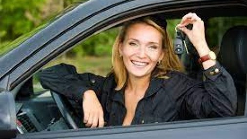 ¿En el mercado para un coche nuevo o usado? Tenga en cuenta estos 4 consejos