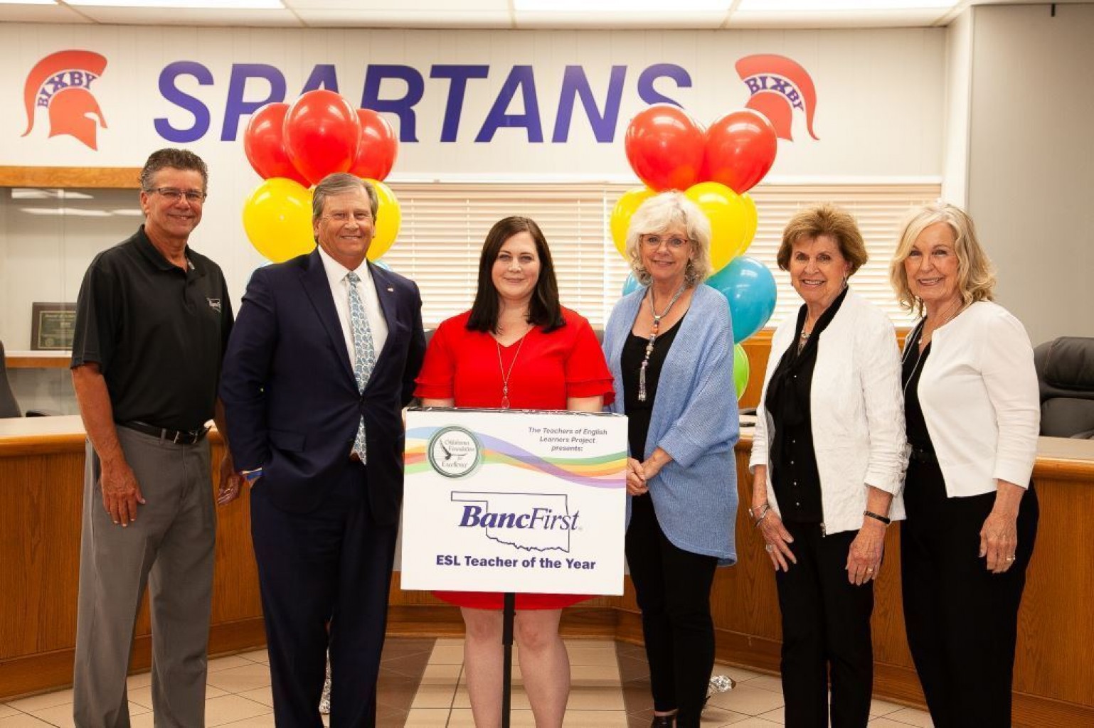 TULSA-AREA EDUCATOR CASSAUNDRA WALKER NAMED BANCFIRST ESL TEACHER OF THE YEAR