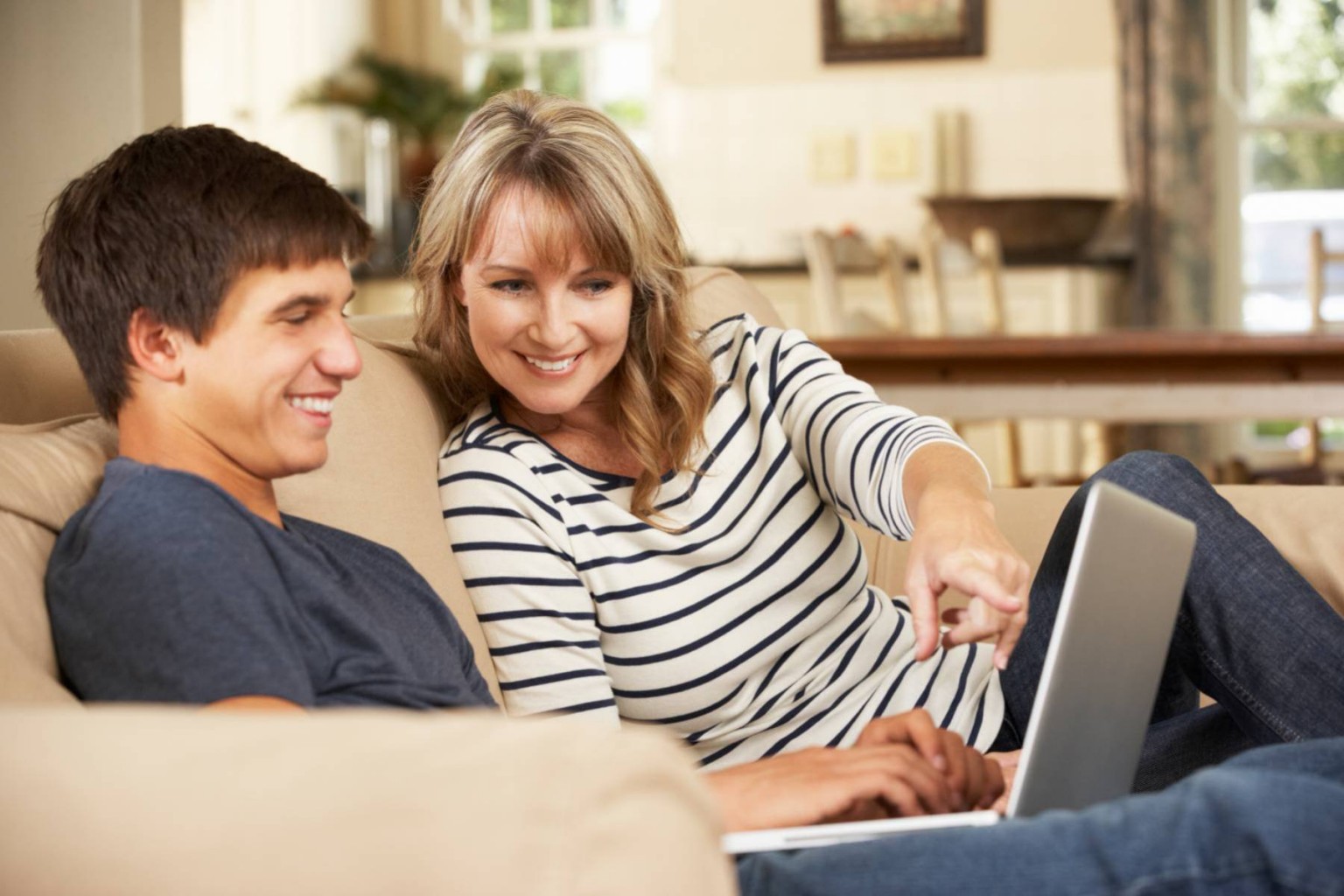 Fall Tips to Kick Start the Financial Road to College