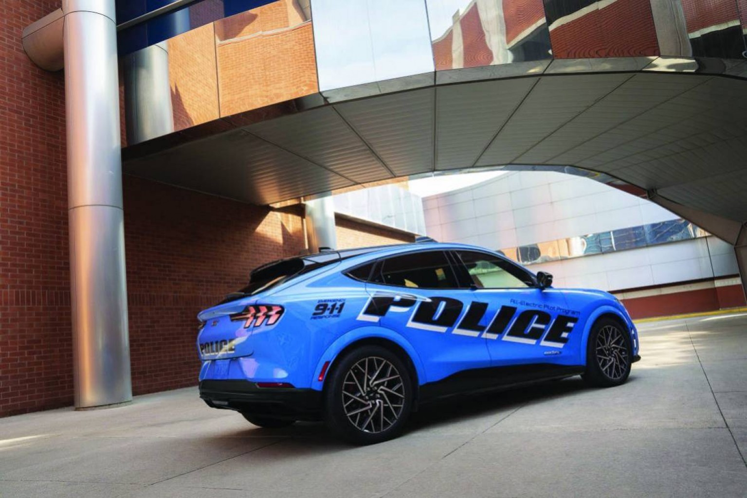 Ford   está presentando un concepto de vehículo policial para las fuerza del orden