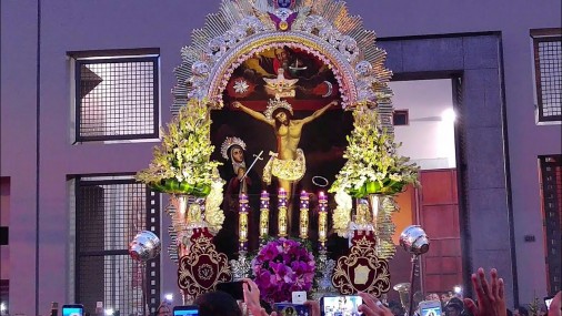 Procesión al Señor de los Milagros
