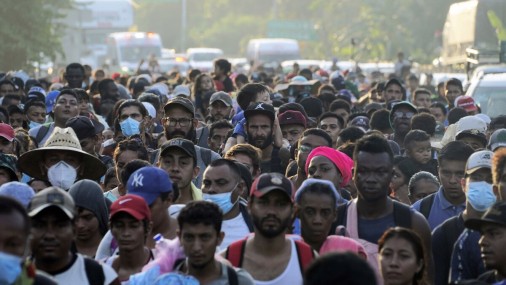 2,000 migrantes siguen en ruta por el sur de México