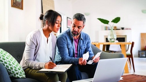 ¿Enfrenta dificultades financieras? 