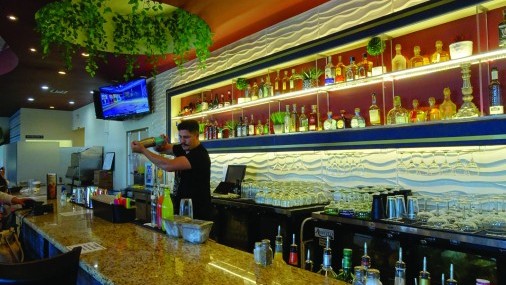 NUEVOS COMIENZOS PARA LOS BRAVOS GRILL