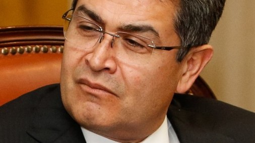 Expresidente hondureño dice que es inocente de los cargos que le imputa EE.UU.