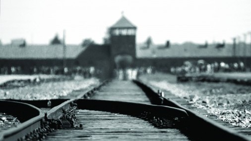 Cámara aprueba Proyecto de ley para enseñar Historia sobre el Holocausto 