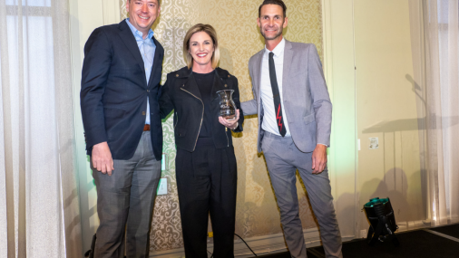 Reconoce a individuos y organizaciones en los Premios al Servicio Distinguido 2022