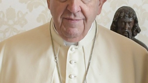 El Papa Francisco aviva especulaciones sobre su futuro en el pontificado