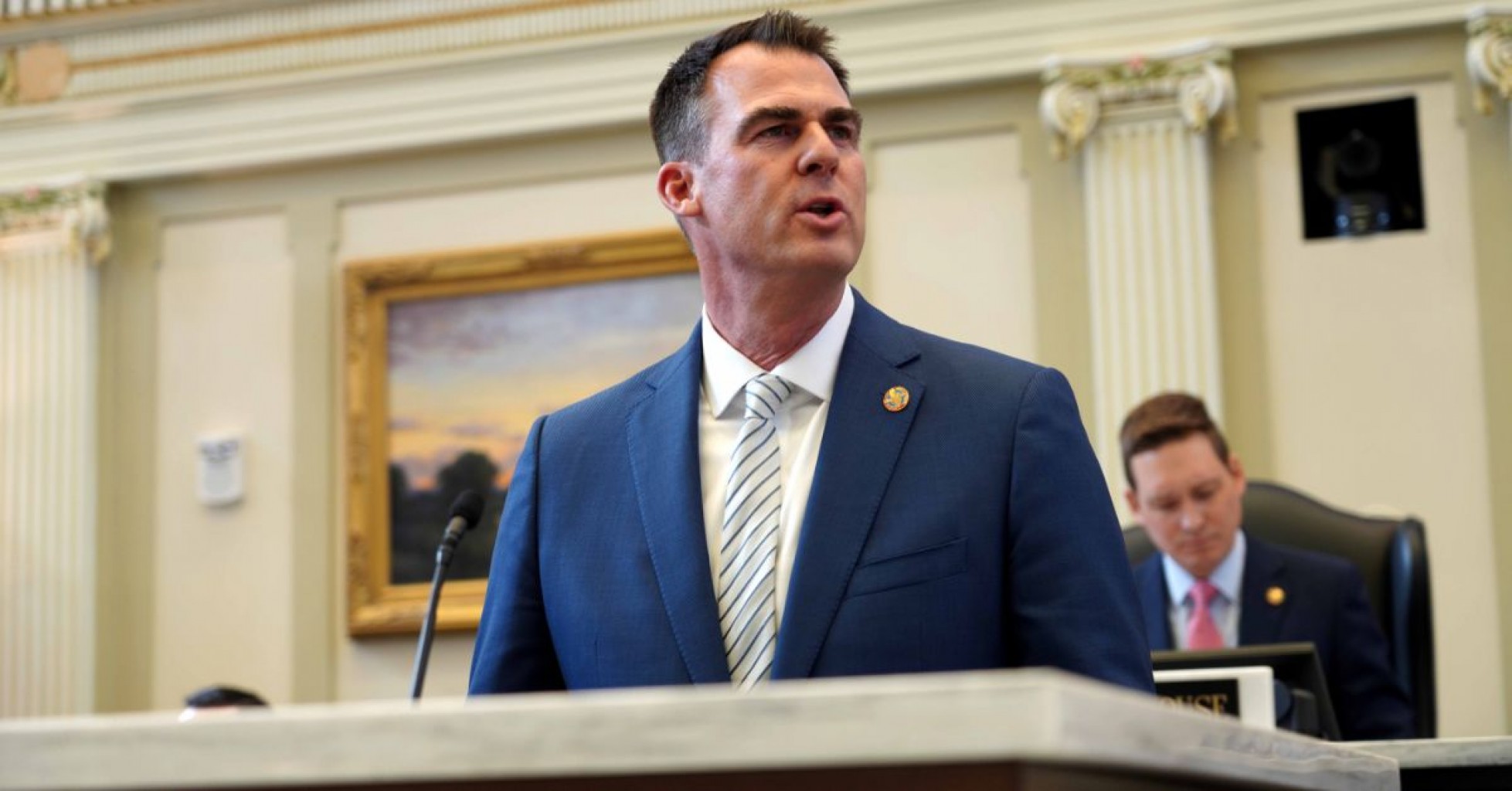 Governor Stitt delivered State of The State - " Convertir a Oklahoma a un Estado mas a favor de la Familia"