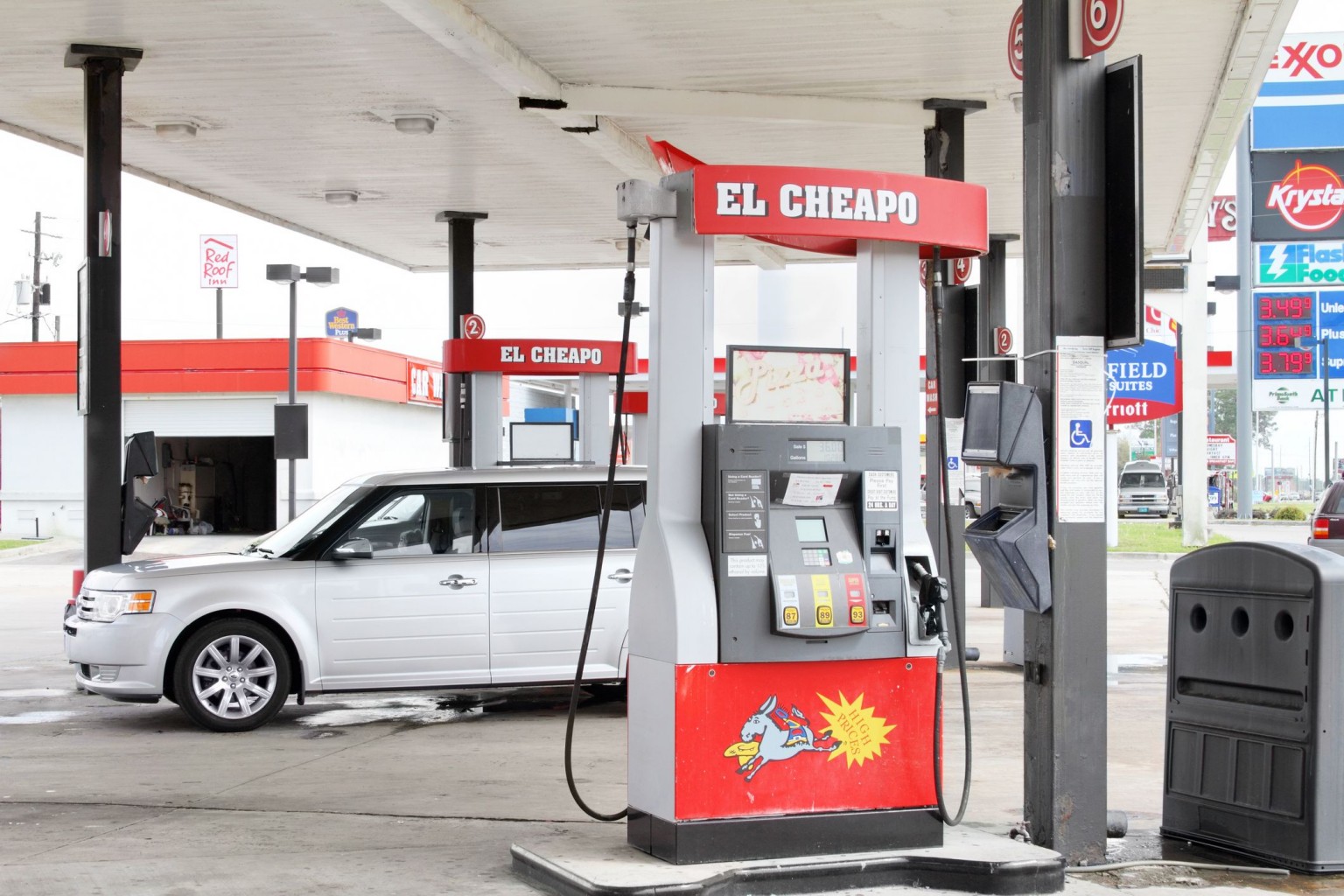 Una nueva encuesta mide la confianza del consumidor con respecto a las recompensas en la gasolina 